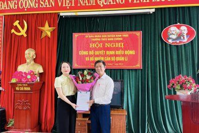 Lễ công bố quyết định bổ nhiệm chức danh Hiệu trưởng nhà trường.