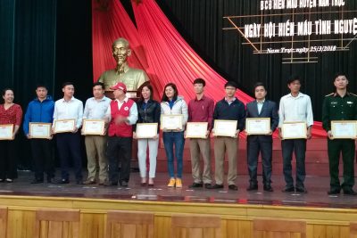 Trường THCS Nam Cường tham gia hiến máu tình nguyện năm 2018